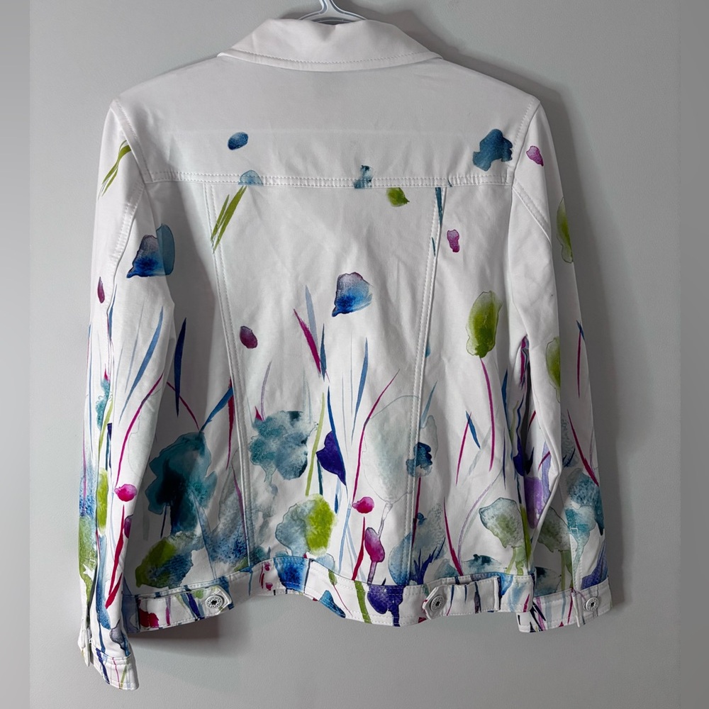 NWT Dolcezza “Misty Bloom” White Floral Denim Jacket - Picture 4 of 5